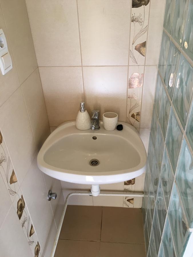 Fitt Maganszallashely Sásd Esterno foto